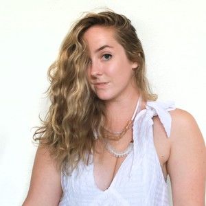 Meet your Posher, Caroline